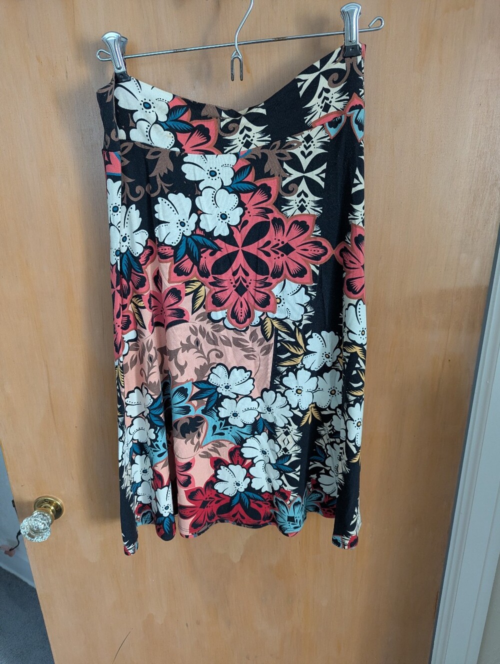 Salaam Flippy Vibrant Floral Midi Skirt in Black with Coral & Teal Accents